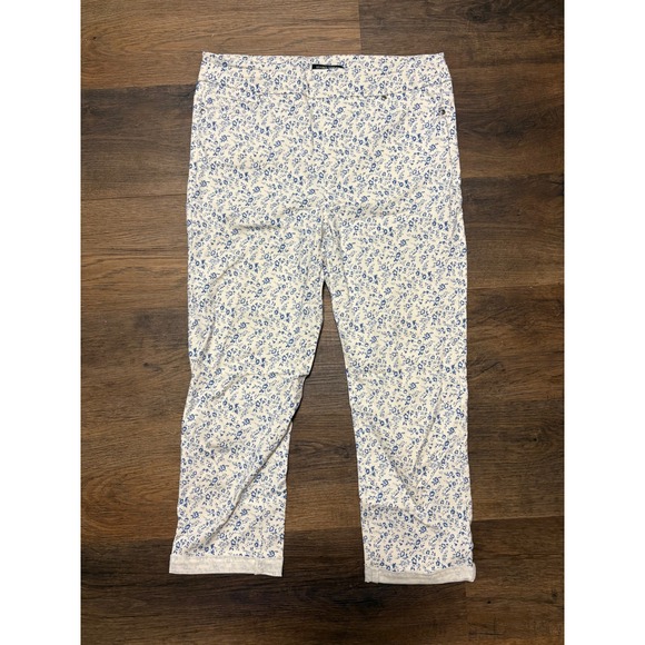 Mario Serrani Womens Size M Italy Floral Print Capri Pants - Picture 1 of 4